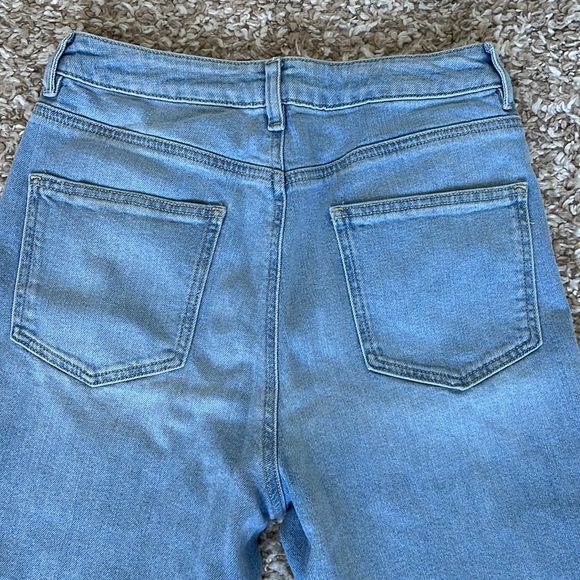 ASOS Light Blue Wash High Rise Stretchy Mom Jeans Sz 30/32 - Picture 5 of 11